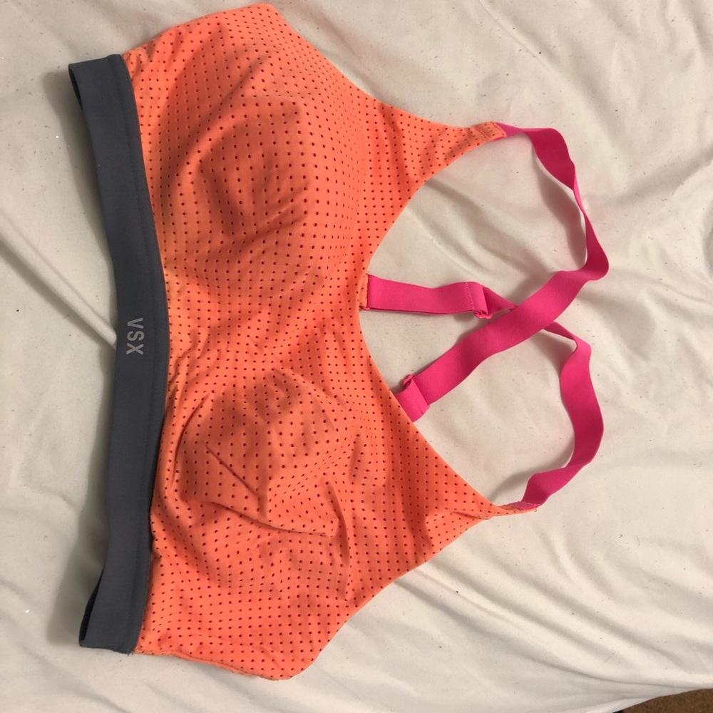 VS Sports Bra